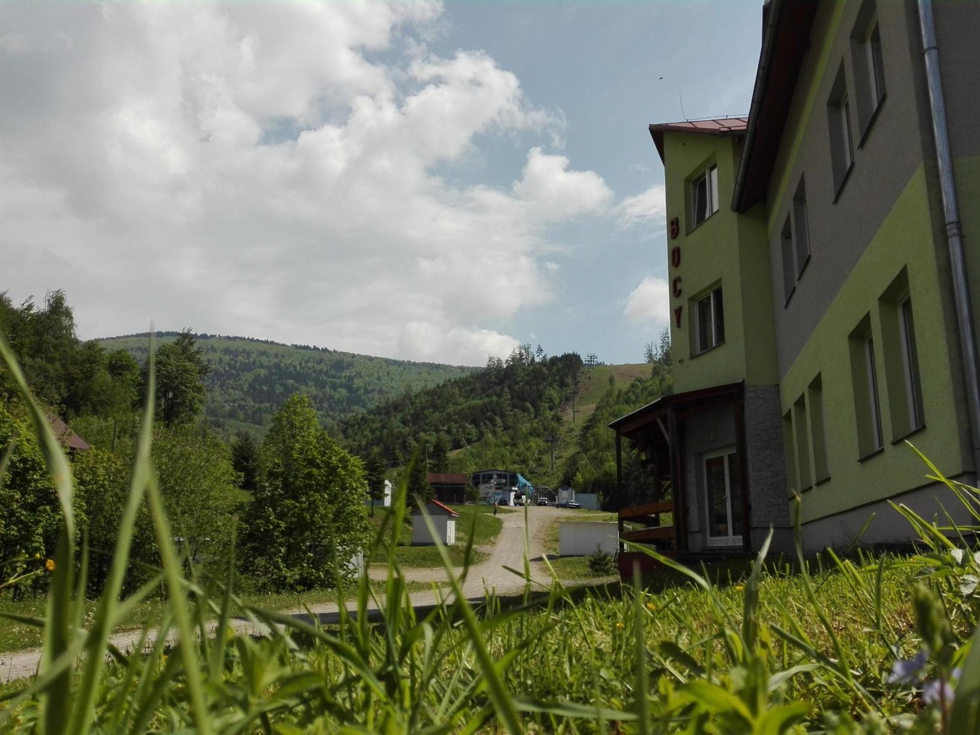 Hotel Bocy Oscadnica Exteriör bild