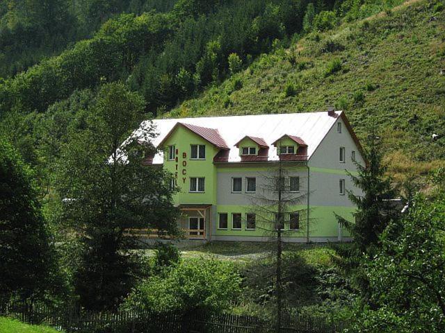 Hotel Bocy Oscadnica Exteriör bild