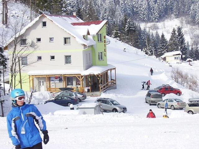 Hotel Bocy Oscadnica Exteriör bild